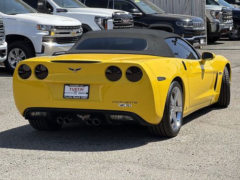Used 2007 Chevrolet Corvette Convertible w/ Preferred Equipment Group RWD image 5