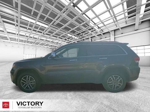 Used 2021 Jeep Grand Cherokee Limited image 6