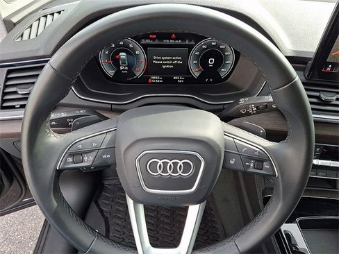Certified 2025 Audi Q5 2.0T Premium Plus w/ Premium Plus Package image 20