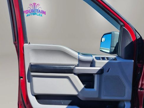 Used 2015 Ford F150 XLT w/ Equipment Group 302A Luxury image 23