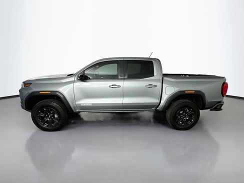 Used 2025 GMC Canyon Elevation w/ Technology Package RWD image 4