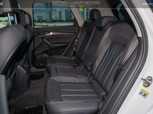 Used 2021 Audi Q5 2.0T Premium w/ Convenience Package image 7