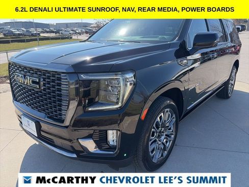 Used 2023 GMC Yukon XL Denali Ultimate AWD/4WD image 4