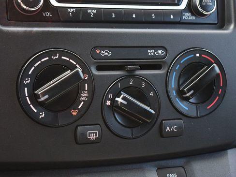 Used 2019 Nissan NV200 S w/ Back Door Glass Package image 14