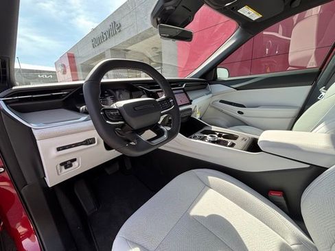 New 2026 Jeep Cherokee Laredo AWD/4WD image 17