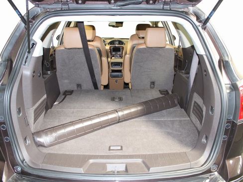 Used 2017 Buick Enclave Premium w/ Enclave Tuscan Edition image 7