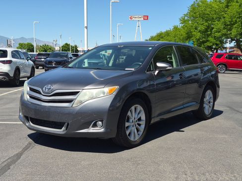 Used 2013 Toyota Venza LE AWD/4WD image 10