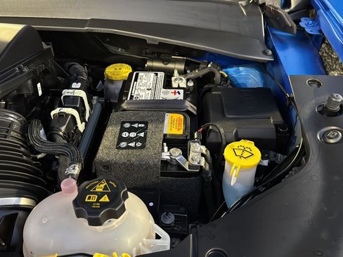 Used 2024 Jeep Compass Limited image 32