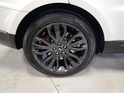 Used 2017 Land Rover Range Rover Sport image 13