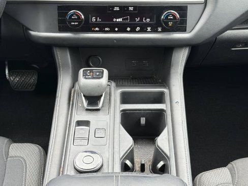 Certified 2025 Nissan Pathfinder S AWD/4WD image 4