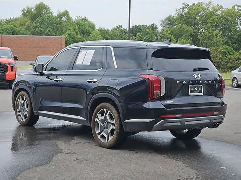 Certified 2025 Hyundai Palisade Limited FWD image 3