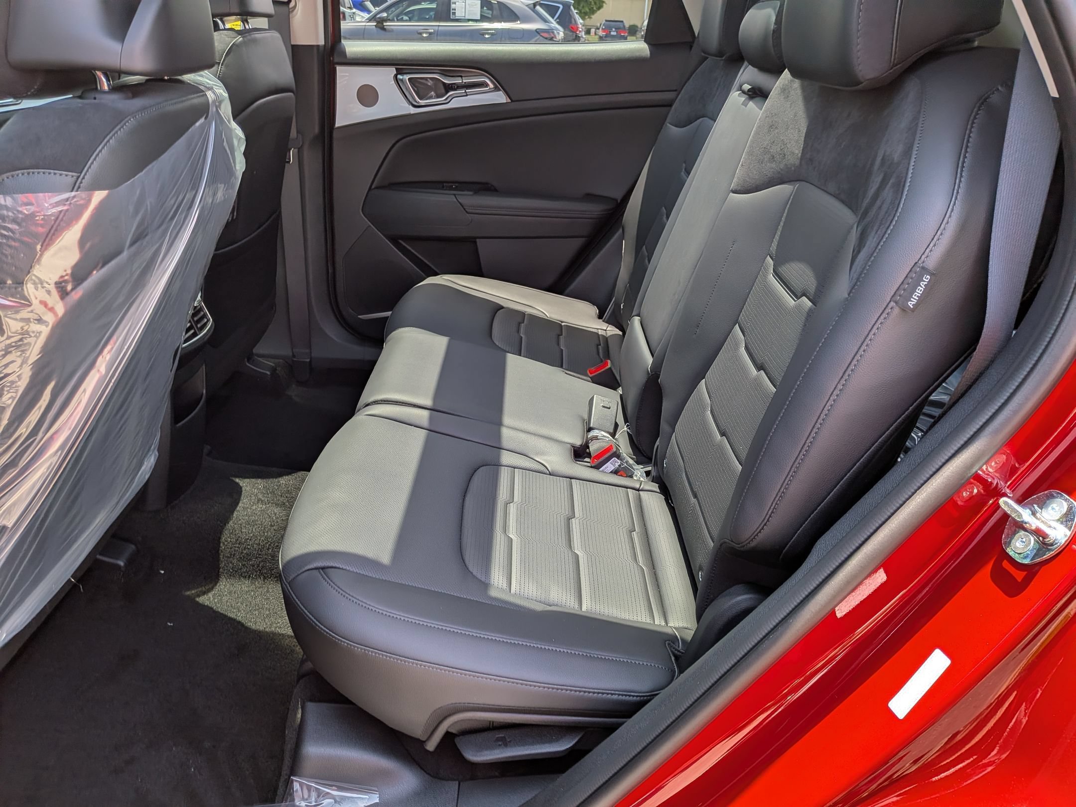 New 2026 Kia Sportage SX AWD/4WD image 30