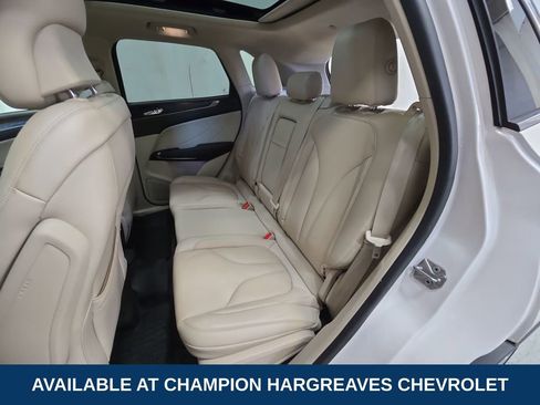 Used 2018 Lincoln MKC Reserve w/ Lincoln MKC Climate Package image 33