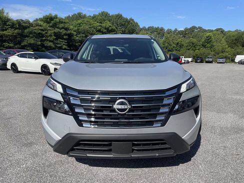 Used 2025 Nissan Rogue S FWD image 8