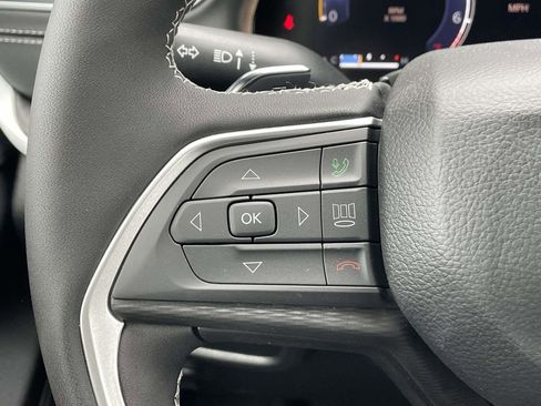 New 2025 Jeep Grand Cherokee Laredo w/ Luxury Tech Group I image 31