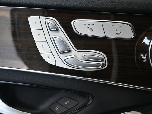 Used 2021 Mercedes-Benz GLC 300 4MATIC Coupe image 26