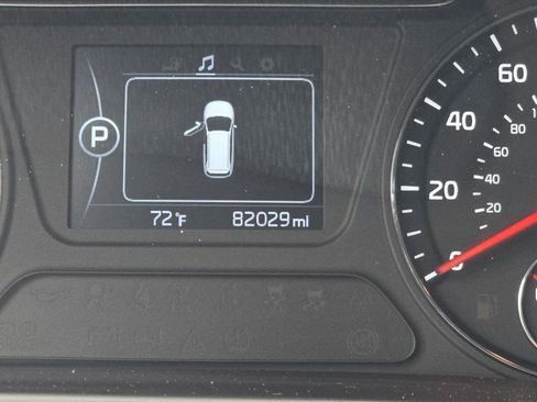 Used 2017 Kia Sorento FWD w/ LX Convenience Package image 18