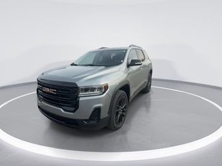 Used 2023 GMC Acadia SLE w/ Driver Convenience Package video 4