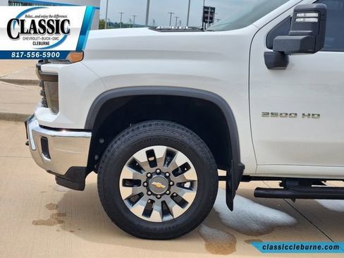 Used 2024 Chevrolet Silverado 2500 W/T w/ WT Fleet Convenience Package AWD/4WD image 10