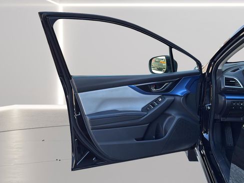 Used 2019 Subaru Crosstrek Hybrid w/ Leather, Remote Keyl image 11