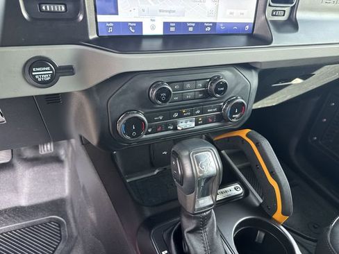 Used 2022 Ford Bronco Badlands AWD/4WD image 24