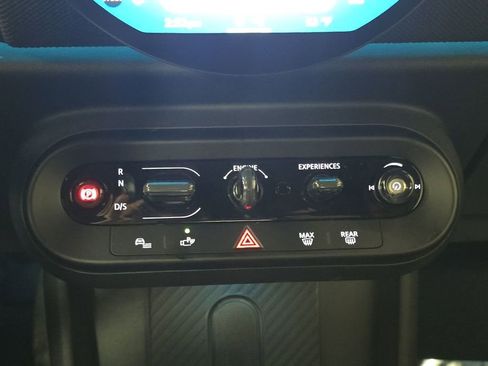Certified 2026 MINI Cooper S FWD image 21