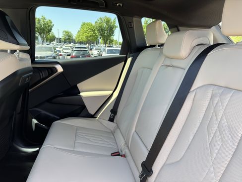 Certified 2025 BMW X3 xDrive30i AWD/4WD image 33
