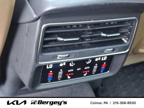 Used 2023 Audi Q7 3.0T Premium Plus w/ Premium Plus Package AWD/4WD image 13