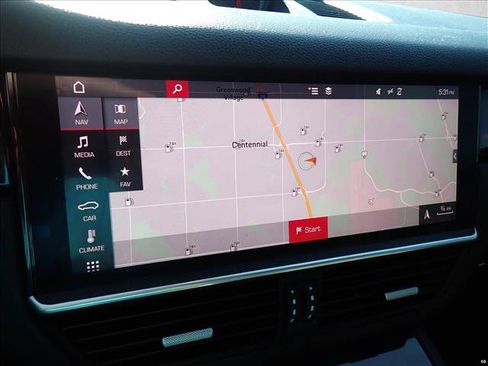 Used 2019 Porsche Cayenne AWD/4WD image 5