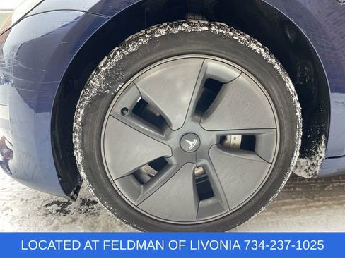 Used 2023 Tesla Model 3 Standard Range image 32