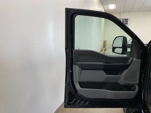 New 2024 Ford F550 4x4 Regular Cab Super Duty image 9