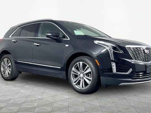 Used 2024 Cadillac XT5 Premium Luxury AWD/4WD image 3