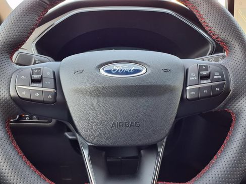 Used 2023 Ford Escape ST-Line Select w/ Tech Pack #2 AWD/4WD image 16