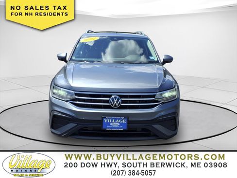Used 2022 Volkswagen Tiguan SE AWD/4WD image 2