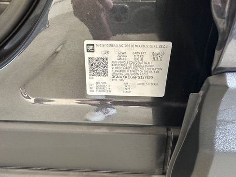 Used 2023 Chevrolet Equinox LT image 29