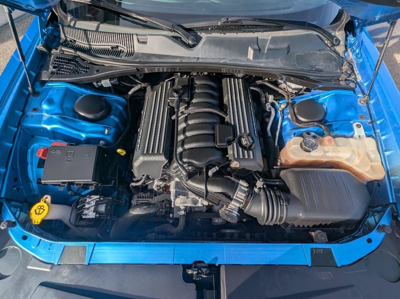 Used 2016 Dodge Challenger R/T Scat Pack RWD image 27