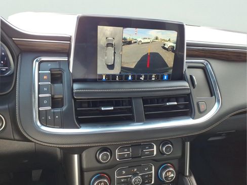 Certified 2024 Chevrolet Suburban Premier AWD/4WD image 18