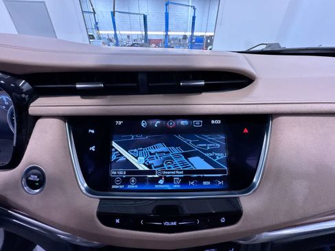 Used 2017 Cadillac XT5 Platinum w/ Driver Assist Package AWD/4WD image 27
