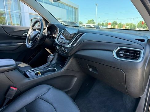 Used 2020 Chevrolet Equinox Premier w/ LPO, Cargo Package AWD/4WD image 23