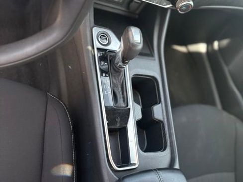 Used 2024 Nissan Sentra SV FWD image 12