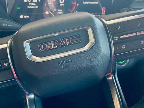 New 2026 GMC Acadia Elevation w/ Black Edition image 9