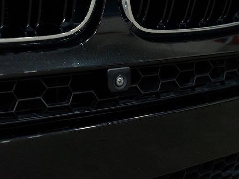 Used 2016 BMW X5 M image 13