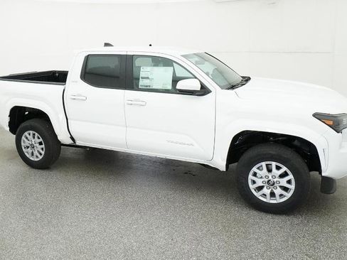 New 2026 Toyota Tacoma SR5 image 27