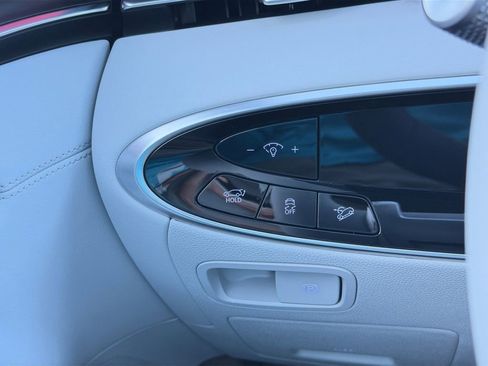 New 2026 Genesis GV70 2.5T Advanced AWD/4WD image 23