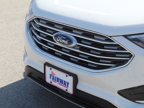 Used 2021 Ford Edge SEL w/ Convenience Package image 6