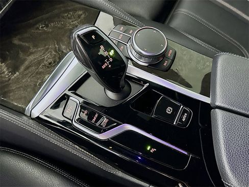 Used 2023 BMW 540i xDrive w/ M Sport Package image 31