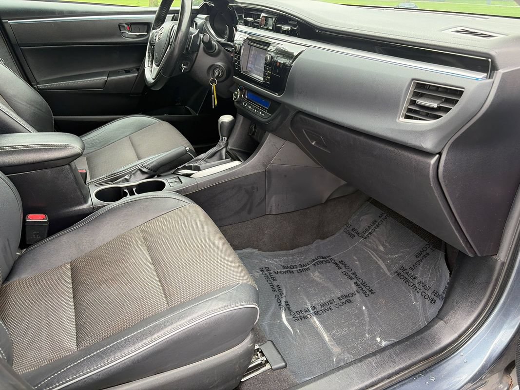 Used 2015 Toyota Corolla S FWD image 14