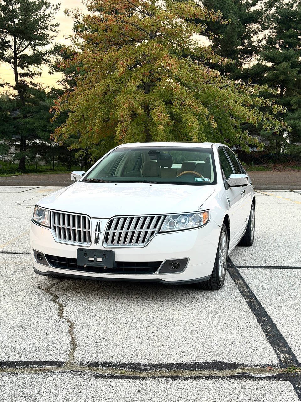 Used 2011 Lincoln MKZ AWD w/ 102A Rapid Spec Order Code image 5