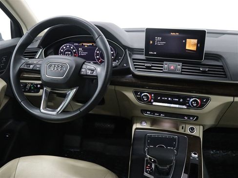 Used 2018 Audi Q5 2.0T Premium AWD/4WD image 25