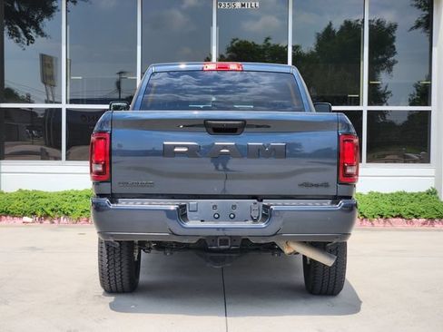 Certified 2025 RAM 2500 Big Horn AWD/4WD image 6